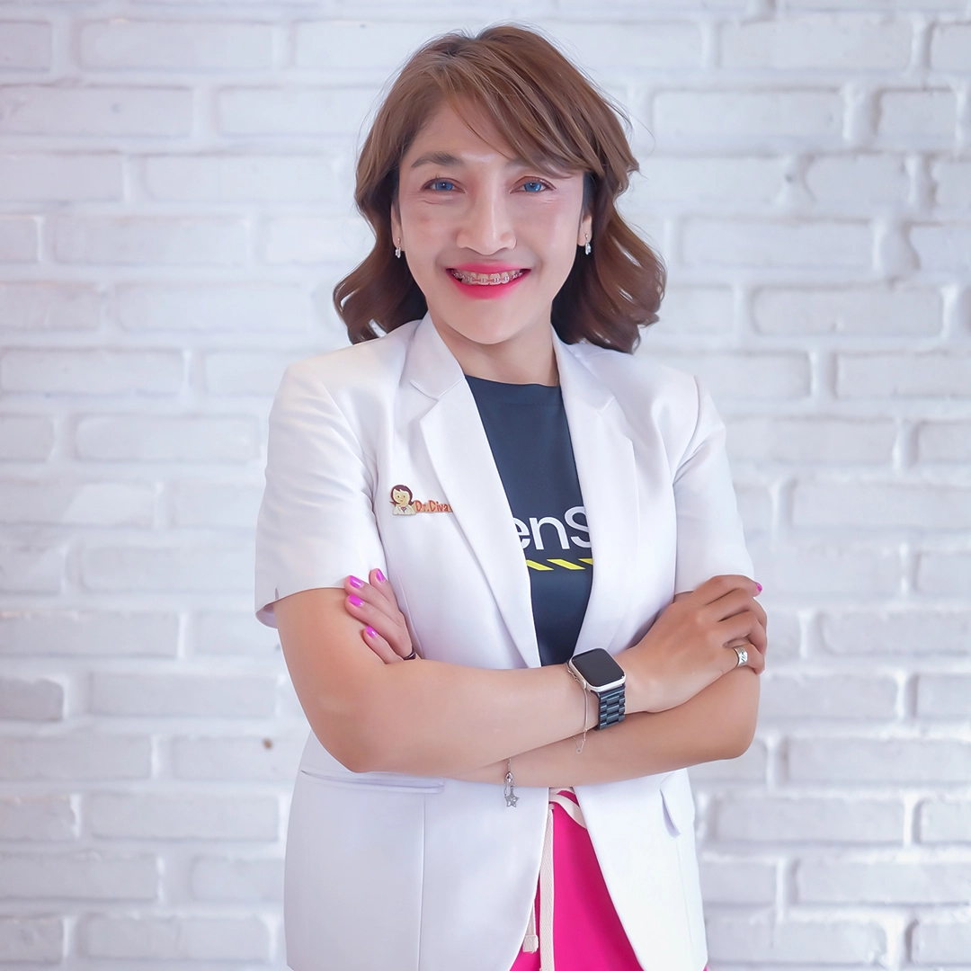 dr. Nadiva Rully